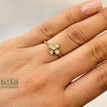 انگشتر طلا طرح جواهر گل 4 پر