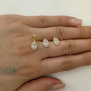 نیمست طلا طرح جواهر یاقوت سفید